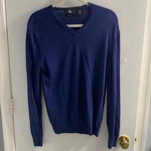 V neck sweater